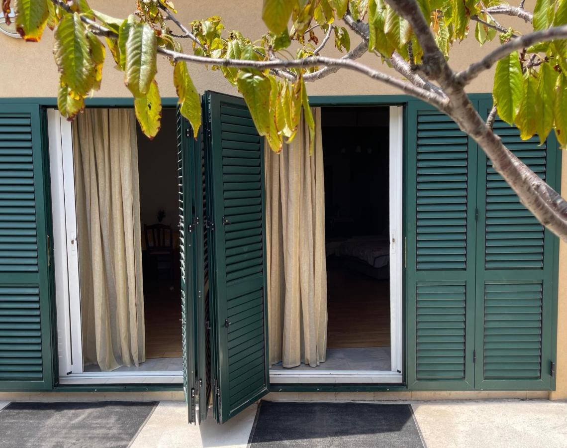 Apartments Milano Herceg Novi Esterno foto