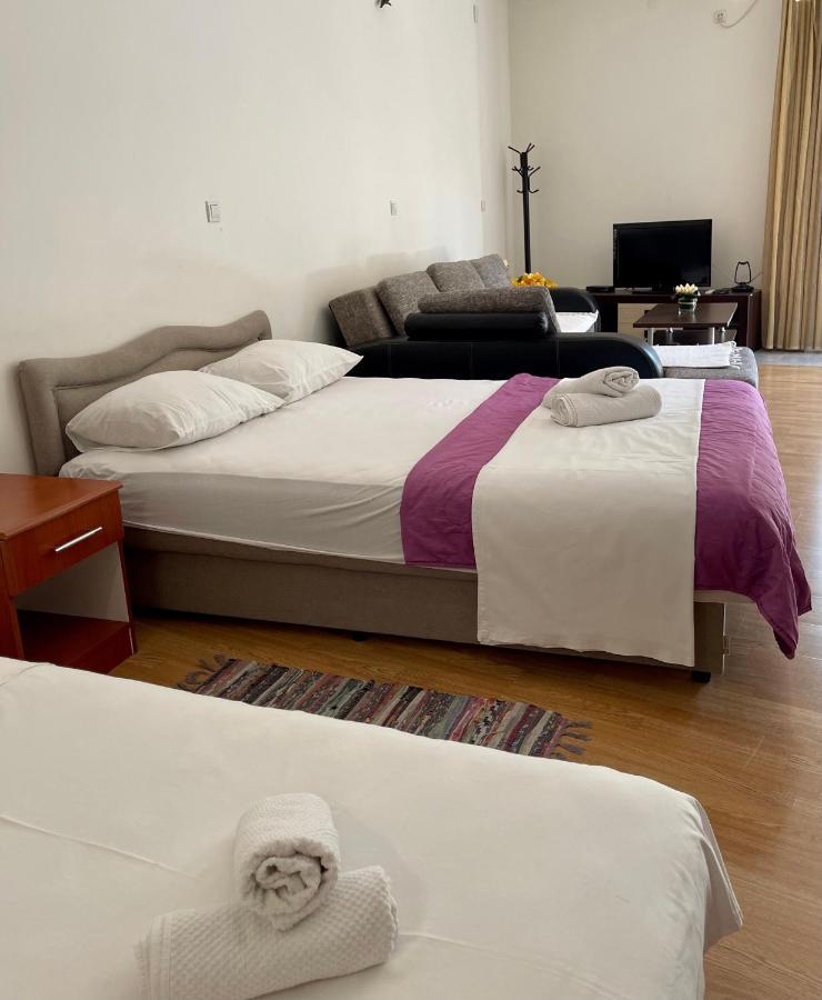 Apartments Milano Herceg Novi Esterno foto