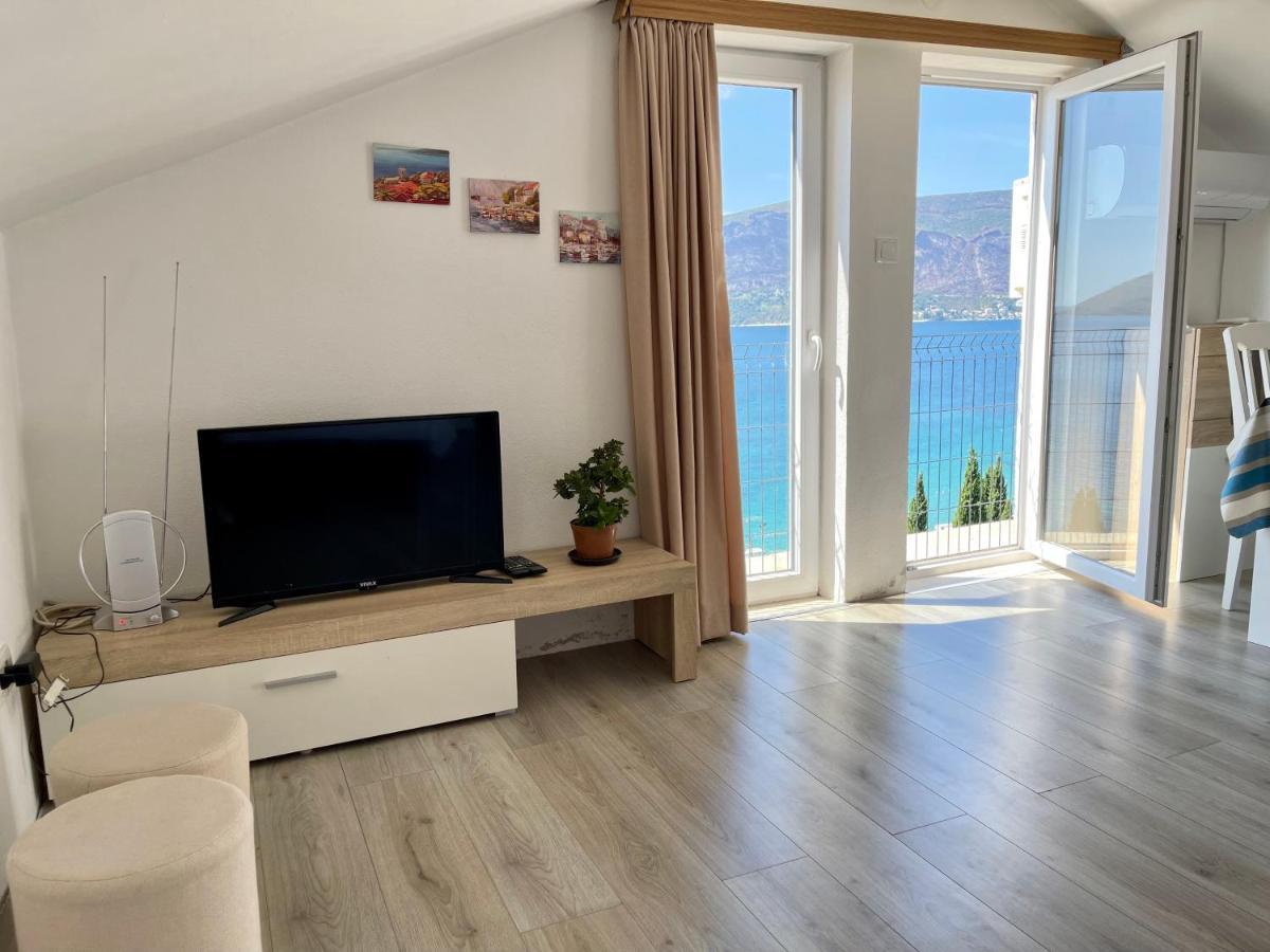 Apartments Milano Herceg Novi Esterno foto
