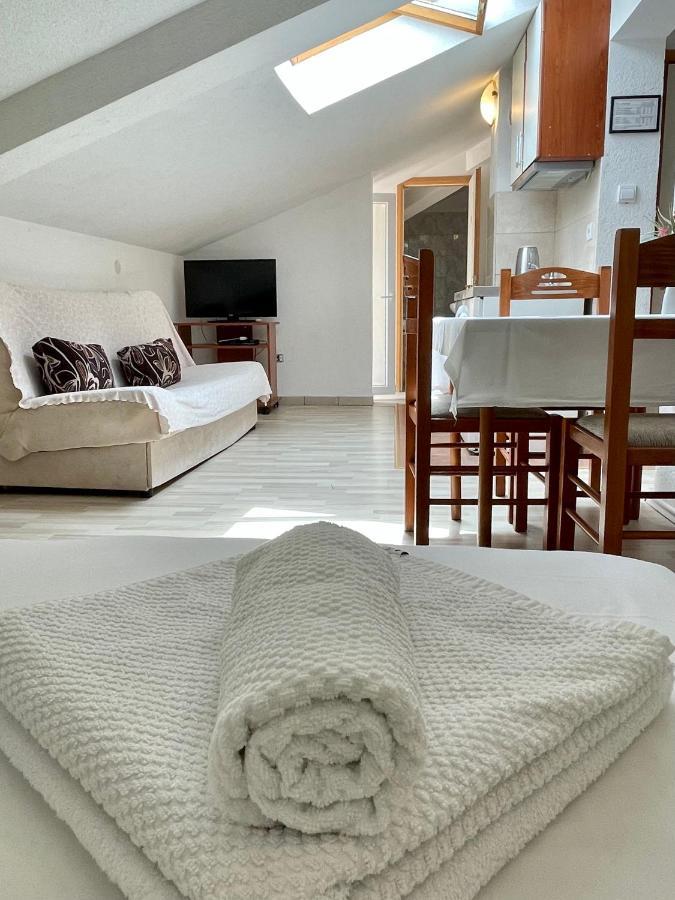 Apartments Milano Herceg Novi Esterno foto