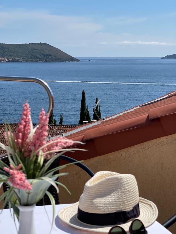 Apartments Milano Herceg Novi Esterno foto