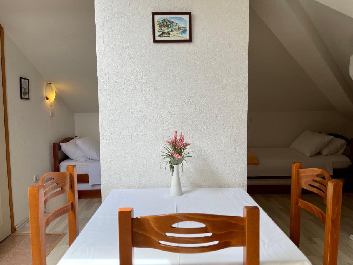 Apartments Milano Herceg Novi Esterno foto