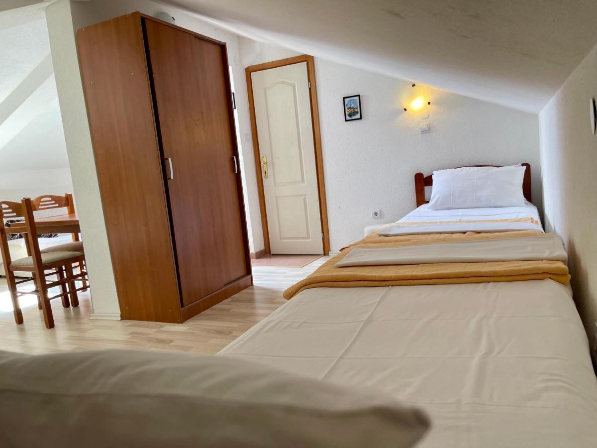Apartments Milano Herceg Novi Esterno foto