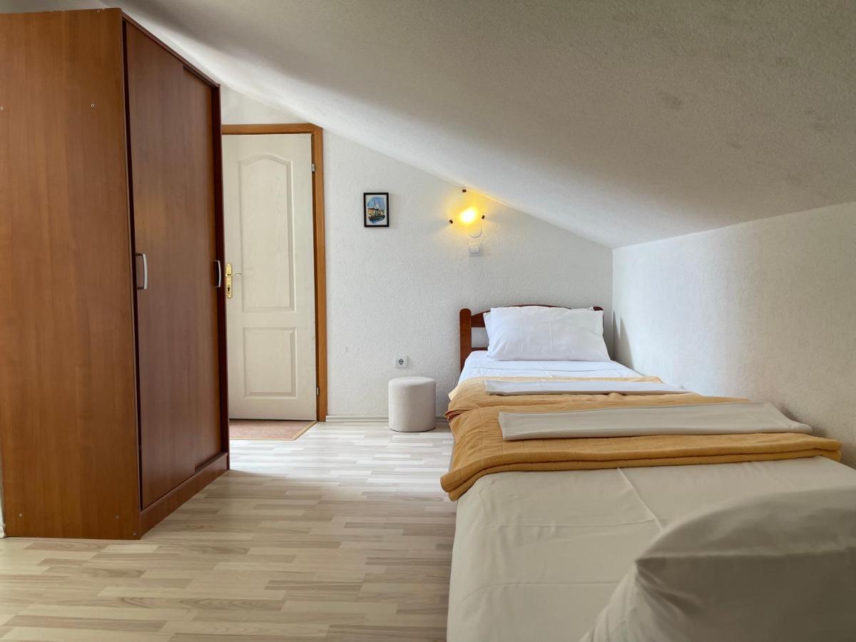 Apartments Milano Herceg Novi Esterno foto