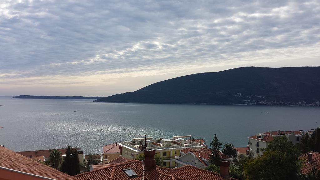 Apartments Milano Herceg Novi Esterno foto